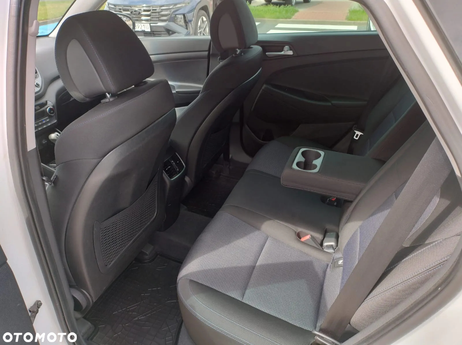 Hyundai Tucson 1.7 CRDI BlueDrive Comfort 2WD DCT - 9