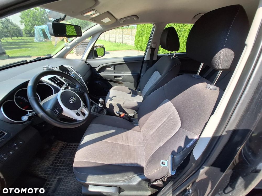 Kia Venga 1.6 CRDi L - 15