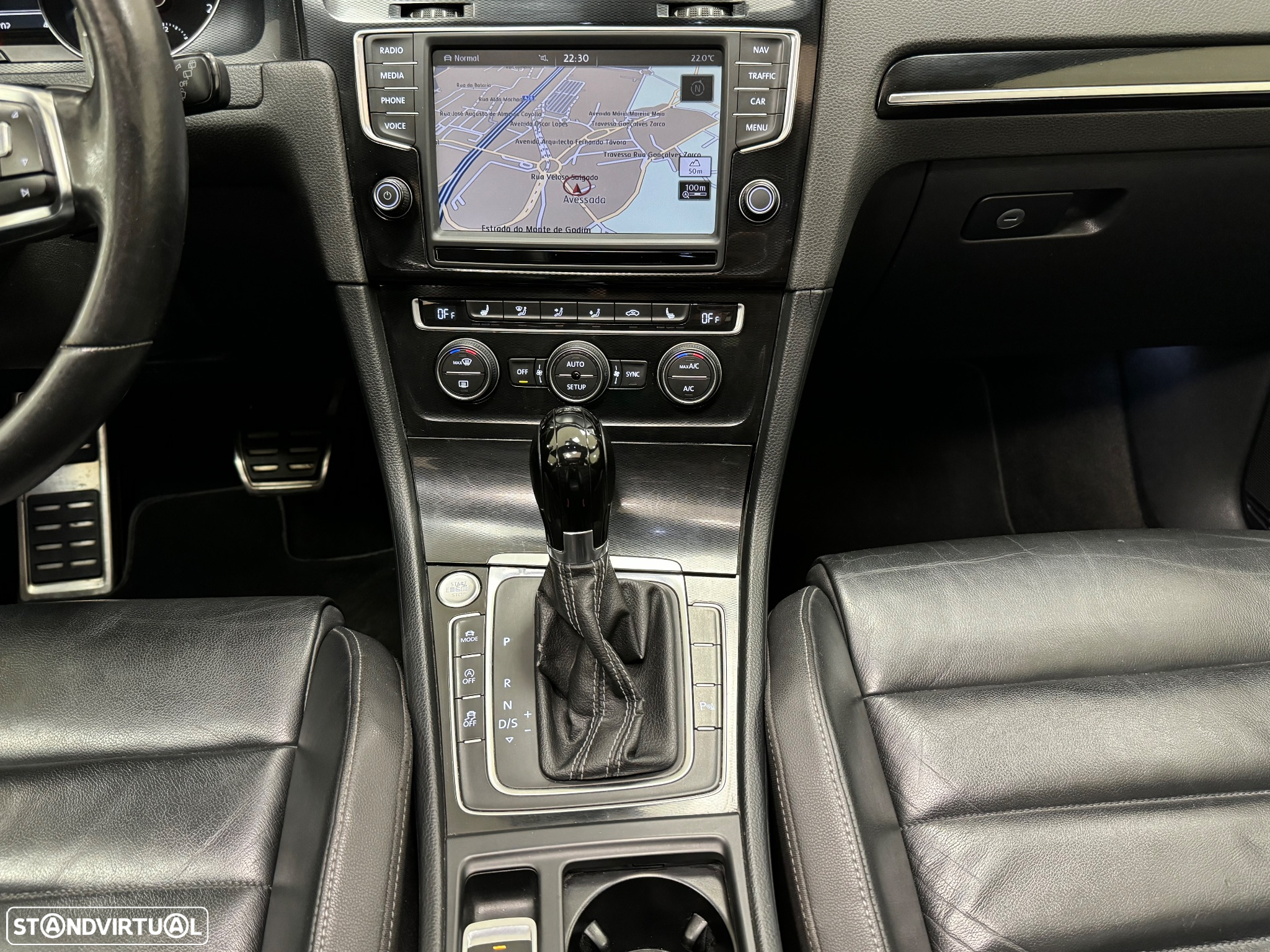VW Golf 2.0 TDI GTD DSG - 33