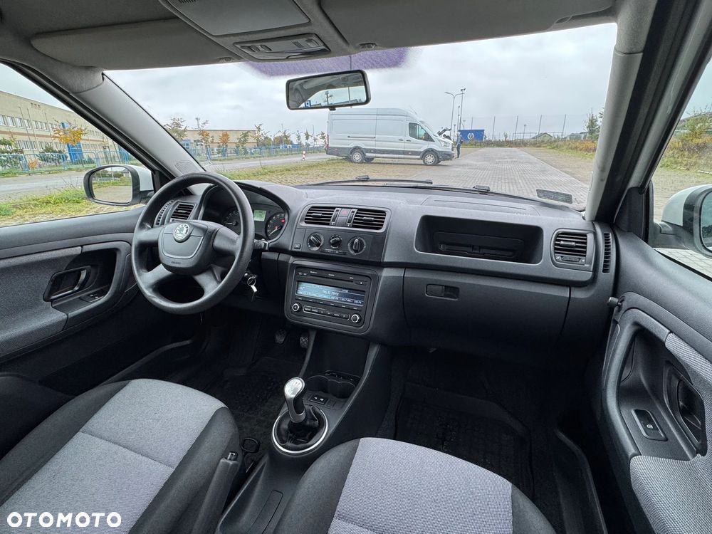 Skoda Fabia 1.6 TDI DPF Ambition - 12