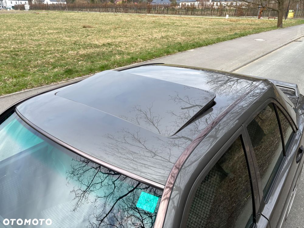 Mercedes-Benz W201 (190) - 11