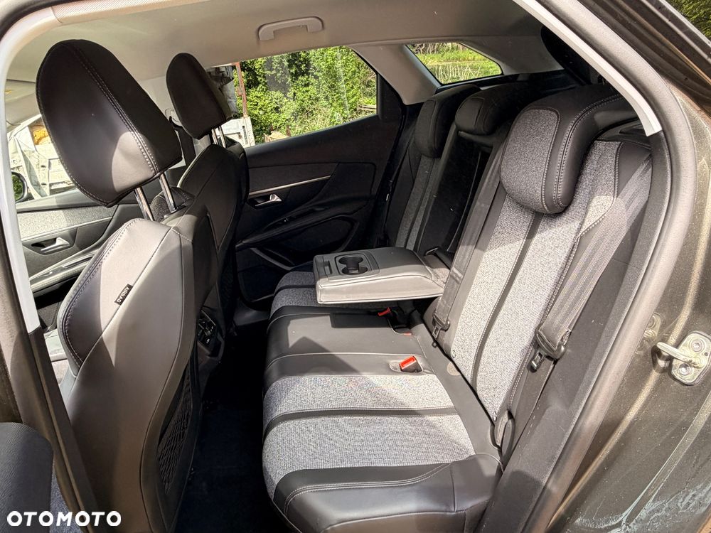 Peugeot 3008 BlueHDi 130 Stop & Start EAT8 Active Business-Paket - 17