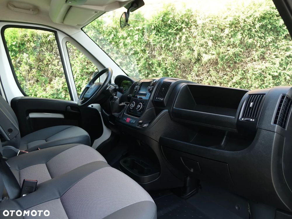 Citroën Jumper 7-osobowy DOKA wywrotka kiper - 18