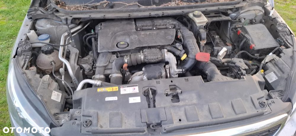 Peugeot 308 - 15