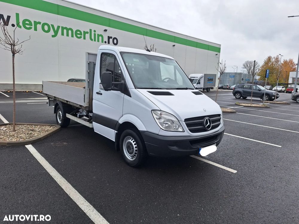 Mercedes-Benz Sprinter - 20