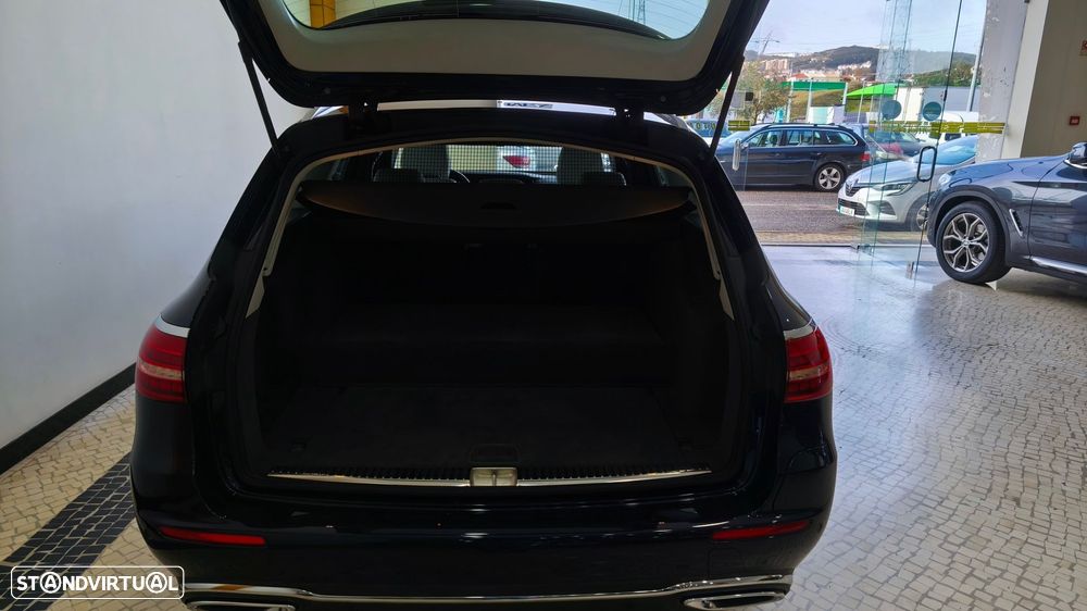 Mercedes-Benz E 300 - 17