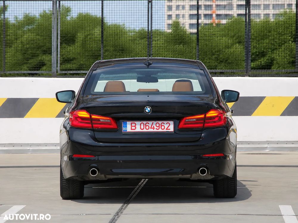 BMW Seria 5 520i AT - 16