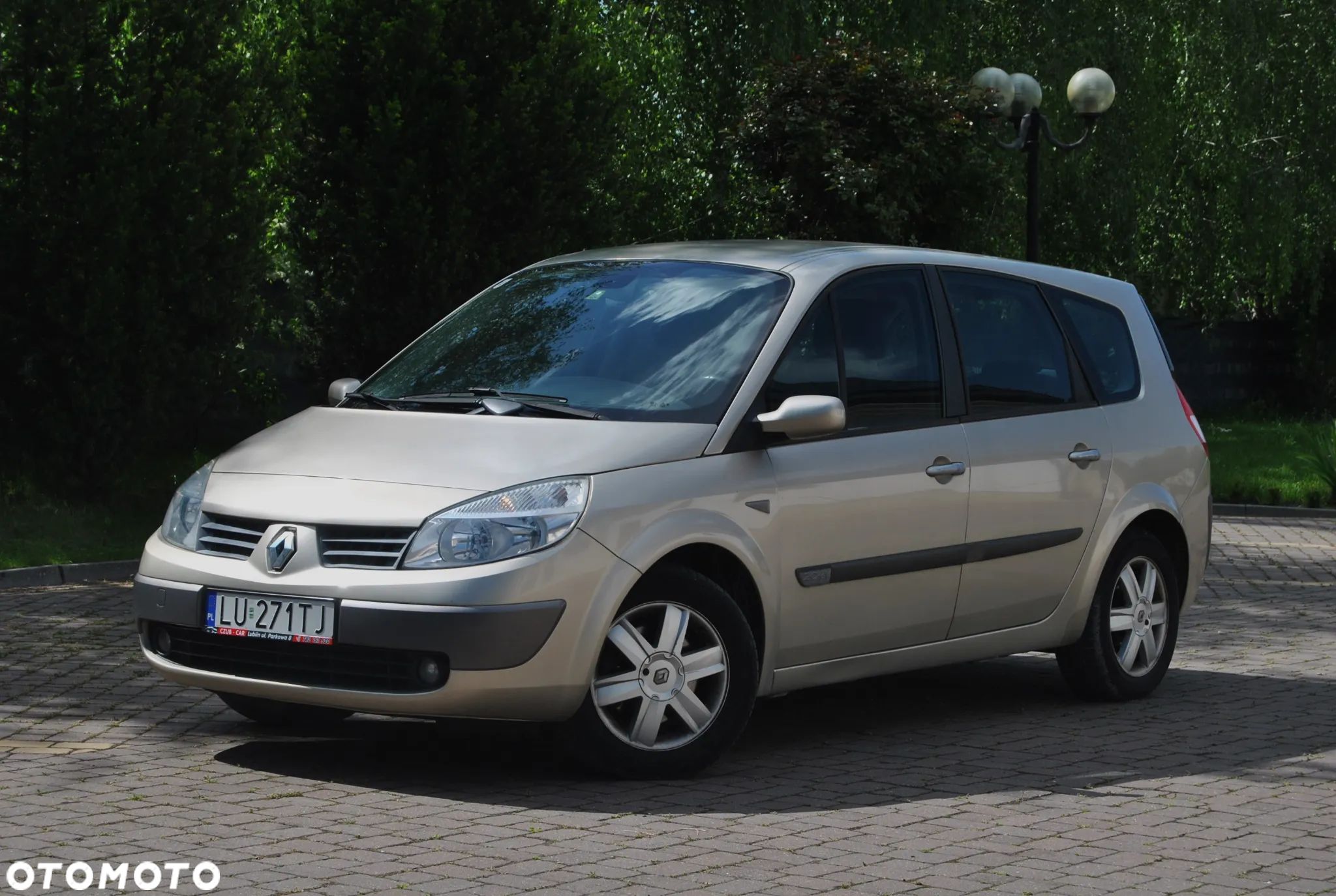 Renault Scenic 2.0 16V Expression - 1
