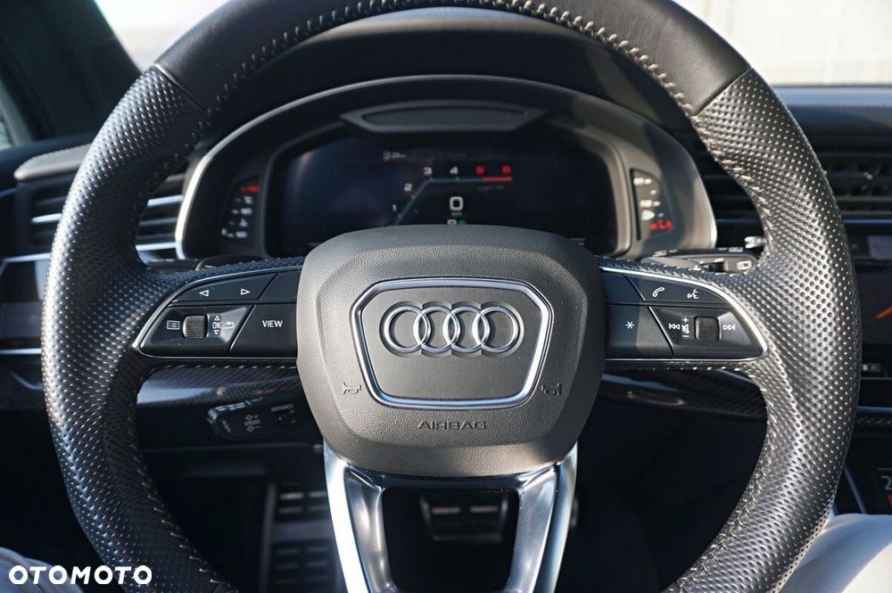 Audi SQ7 - 29