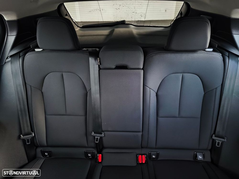Volvo XC 40 - 8