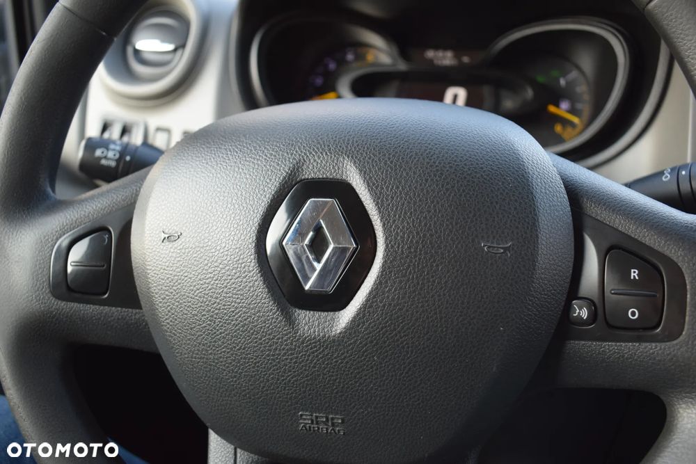 Renault Trafic - 8