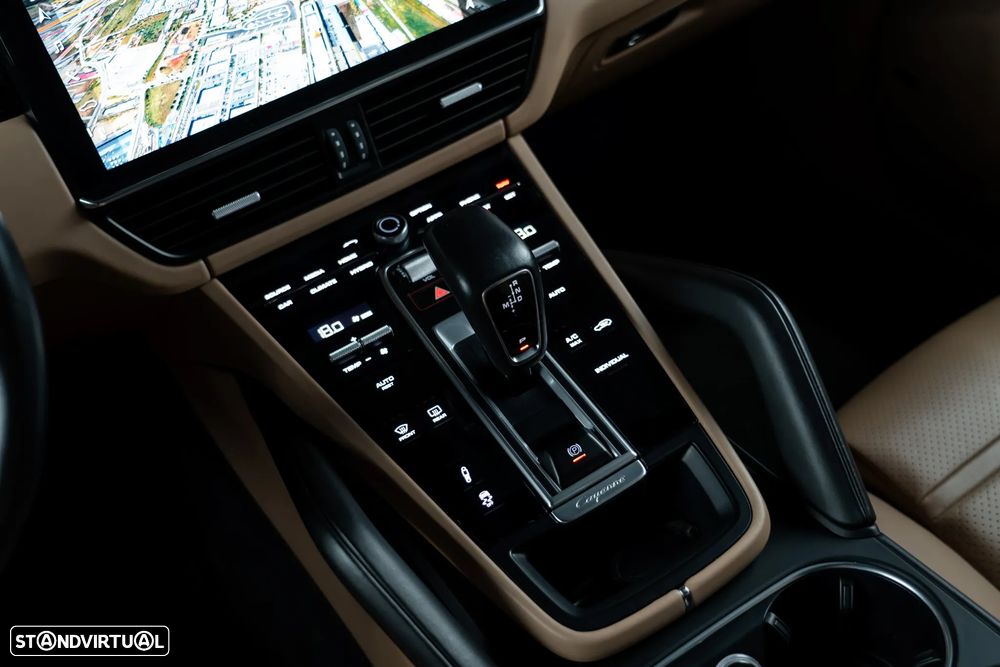 Porsche Cayenne E-Hybrid - 24