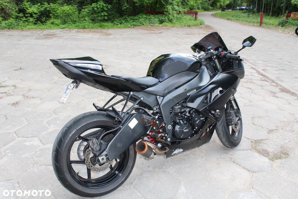 Kawasaki ZXR - 11