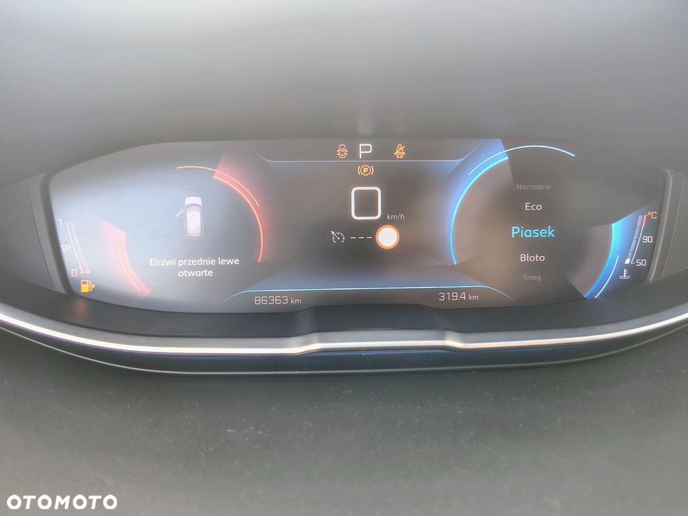 Peugeot 3008 1.2 PureTech Active Pack S&S EAT8 - 16
