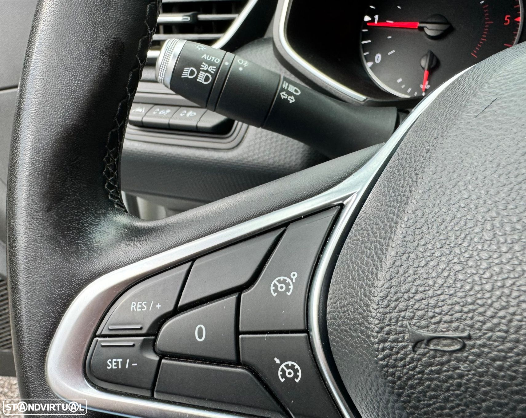 Renault Clio 1.5 Blue dCi Intens - 13