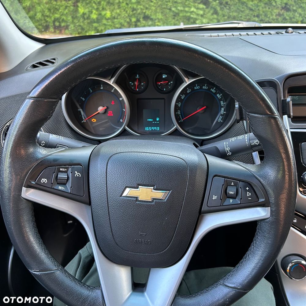 Chevrolet Cruze 1.6 LT+ - 14