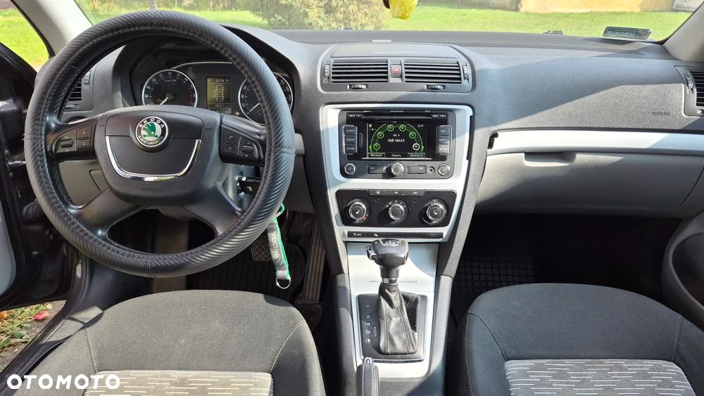 Skoda Octavia - 8