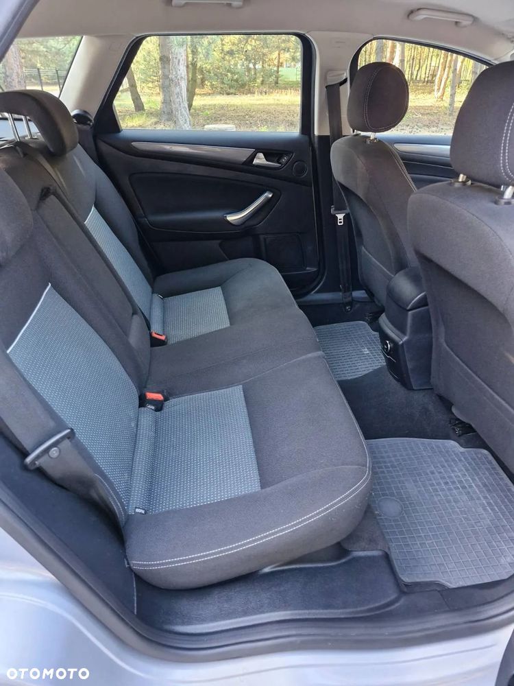 Ford Mondeo 1.6 T Trend - 6