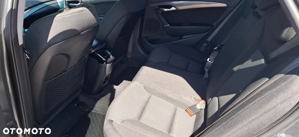 Hyundai i40 Kombi blue 1.6 CRDi Space Plus - 9