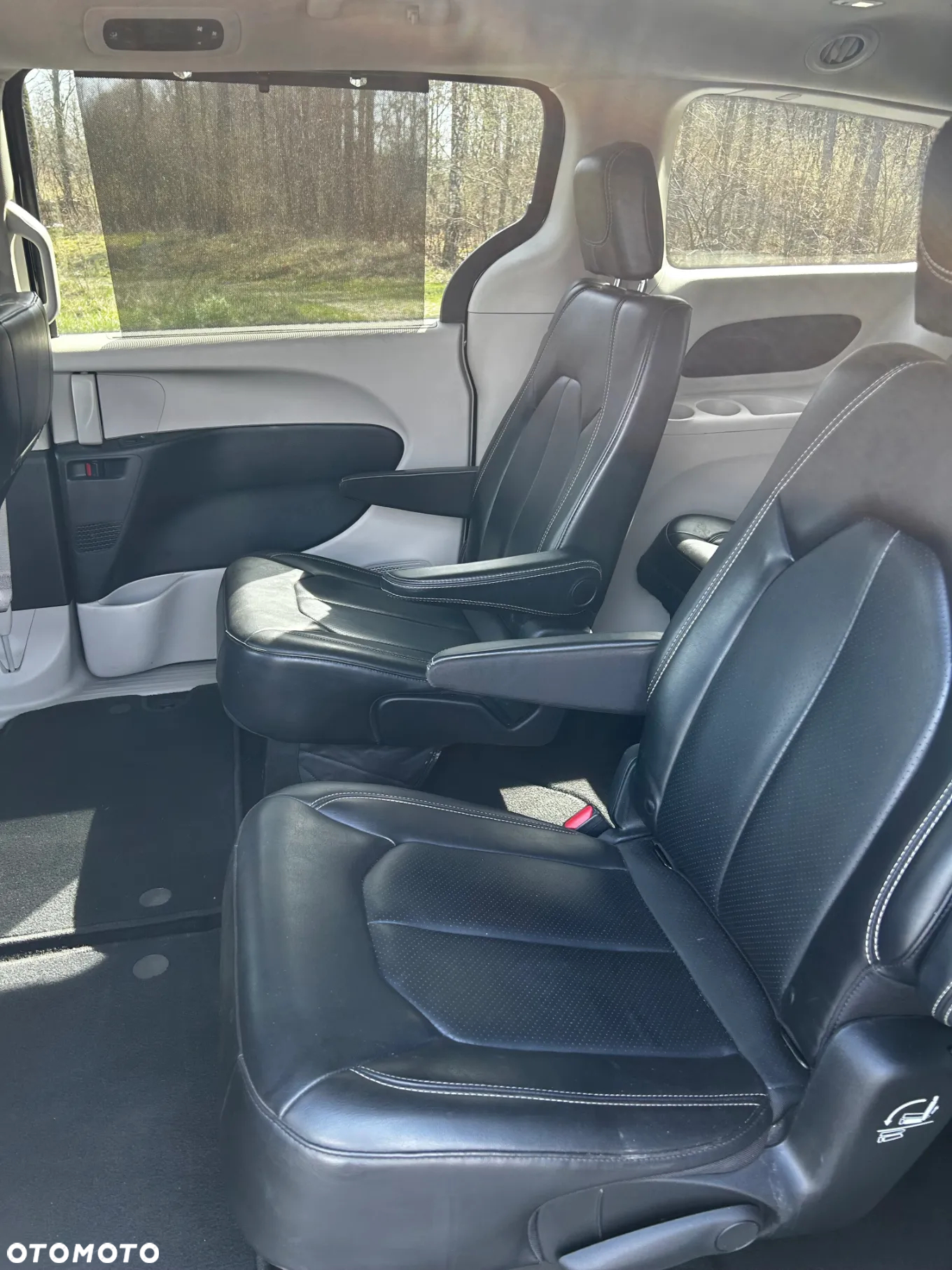 Chrysler Pacifica - 6