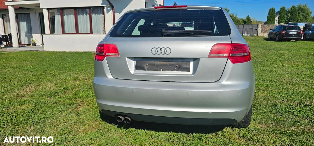 Audi A3 2.0 TDI Sportback DPF Attraction - 4
