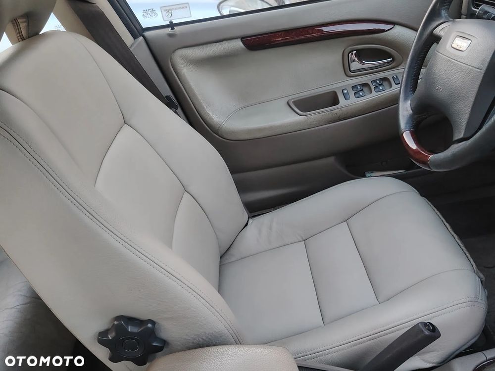 Volvo S40 2.0 '75' T4 Sport - 6