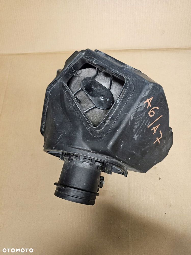 obudowa filtra powietrza audi a6 4k0133838t 4k0133844d - 1