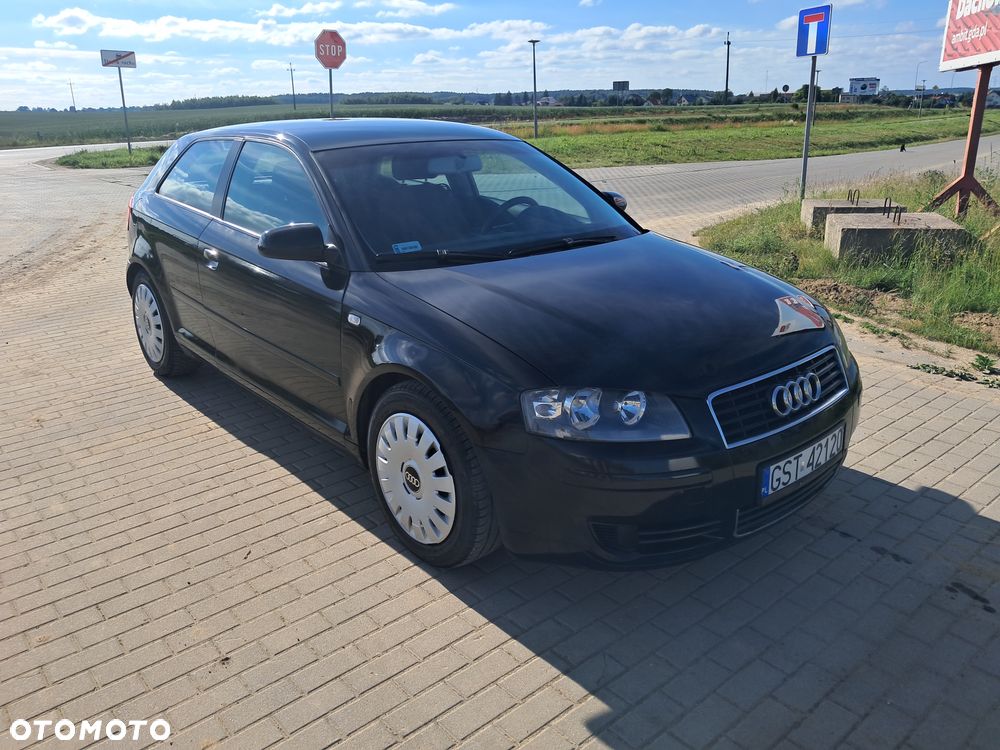 Audi A3 3-drzwiowe 1.6 Ambition - 21