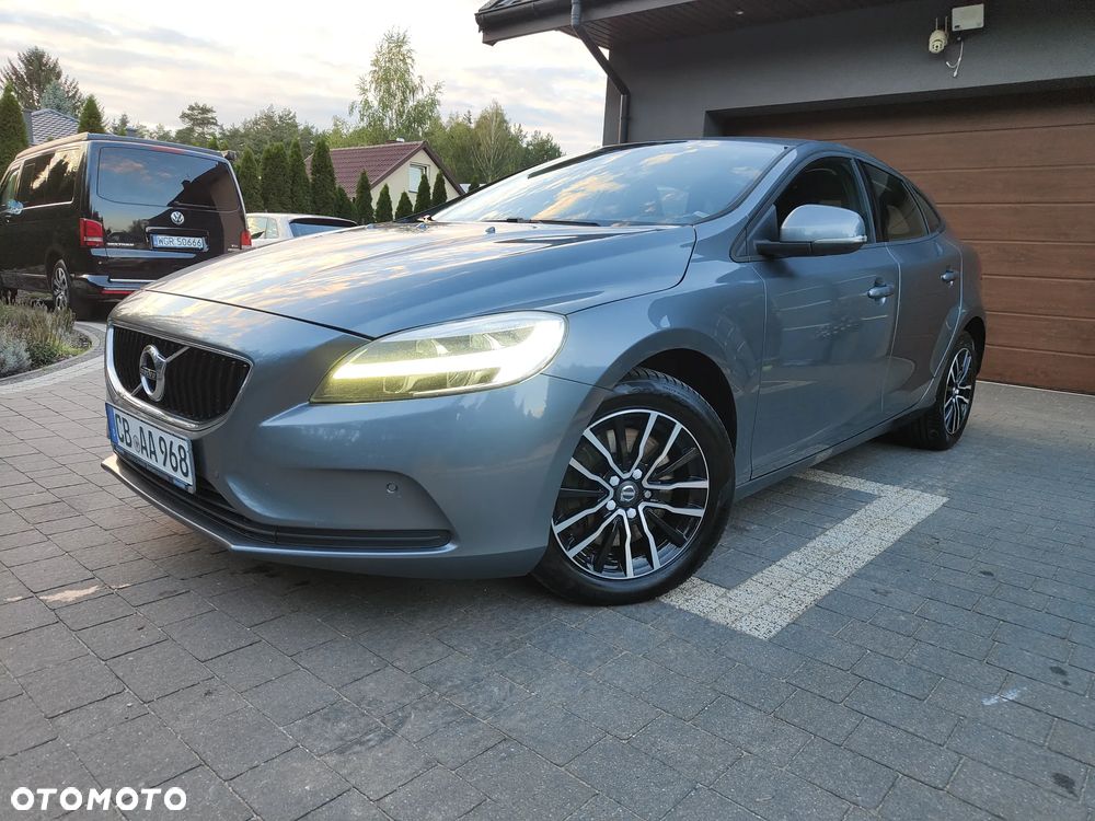 Volvo V40 D3 Momentum - 2