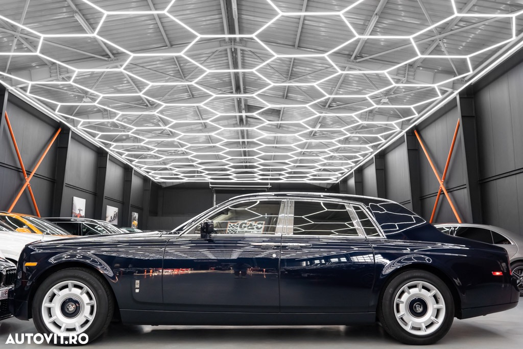Rolls-Royce Phantom Standard - 28