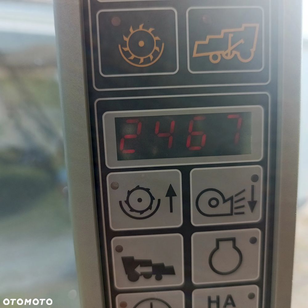 New Holland CSX 7080 - 16