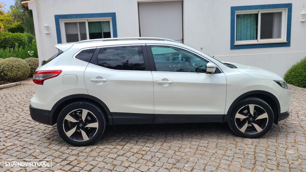 Nissan Qashqai 1.5 dCi TEKNA+ - 2