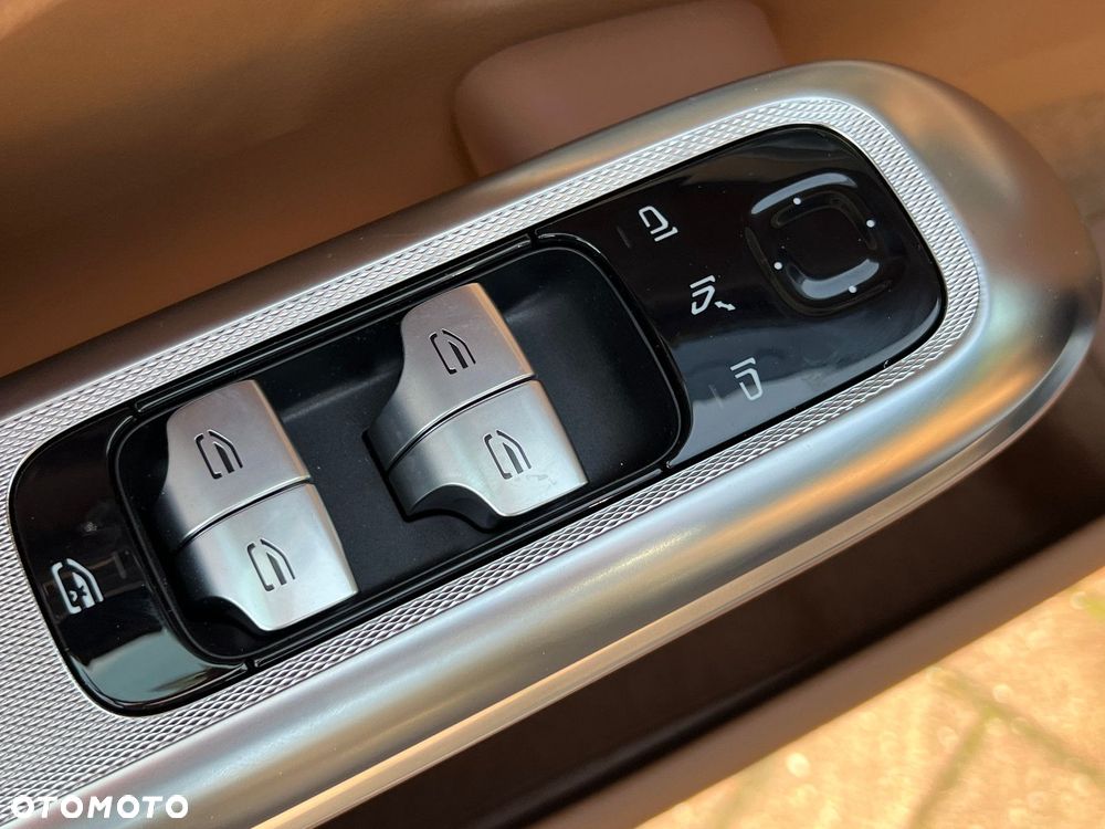 Mercedes-Benz Klasa E 220 d 4-Matic AMG - 18