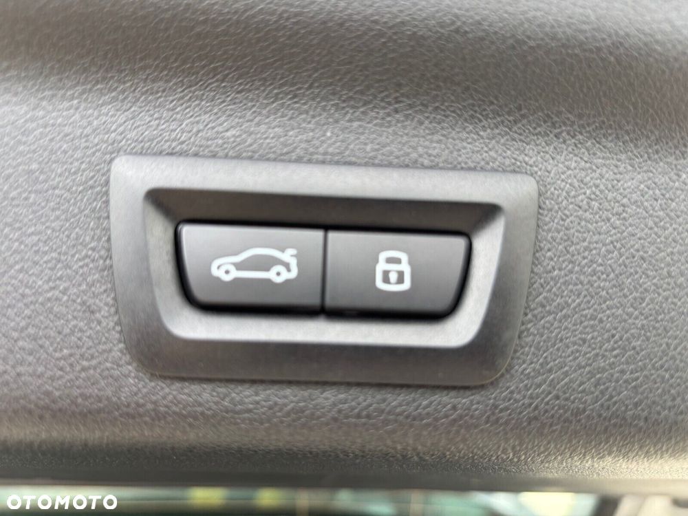 BMW X1 sDrive18i M Sport - 31