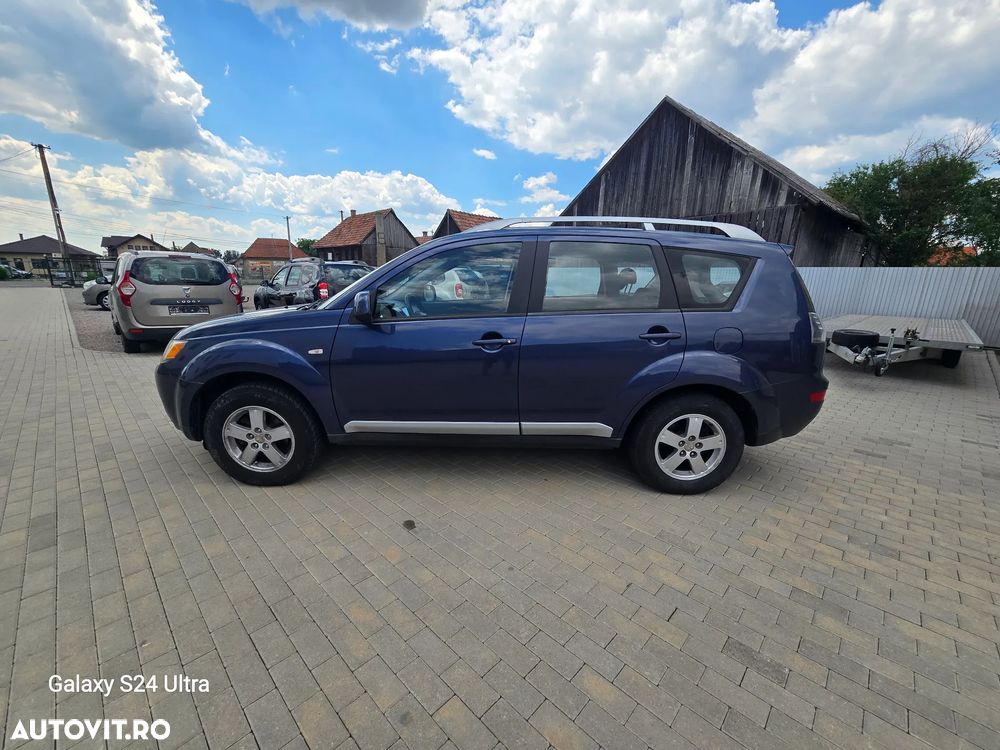 Mitsubishi Outlander 2.0 DI-D Intense - 19