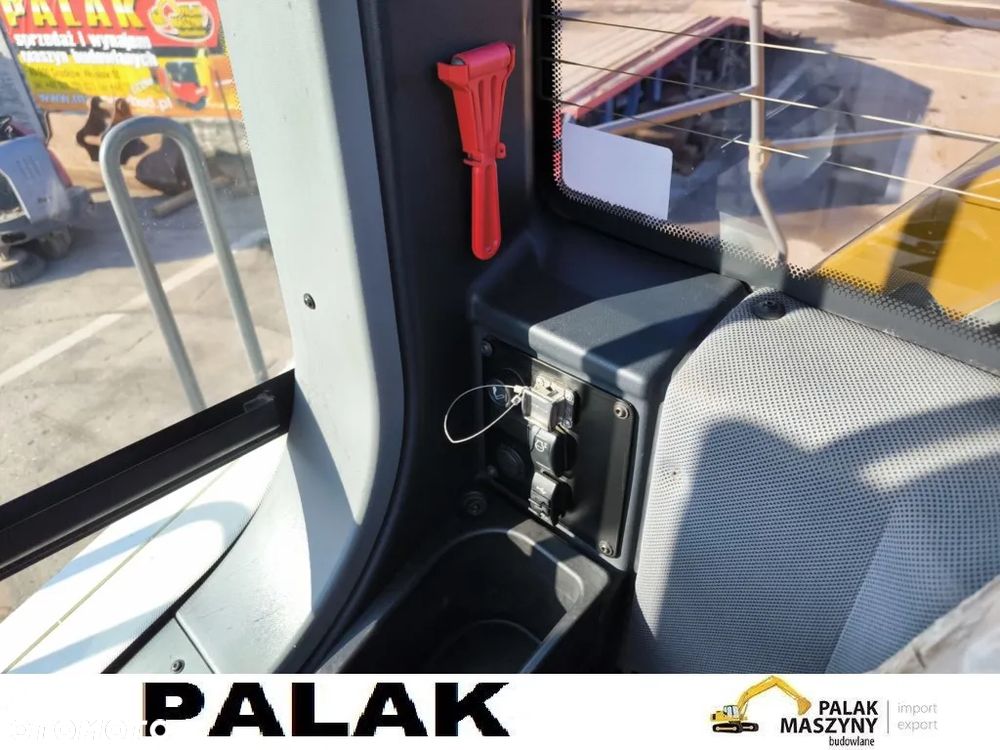 Liebherr Ładowarka  kołowa  LIEBHERR L 566 , 2019 rok - 11