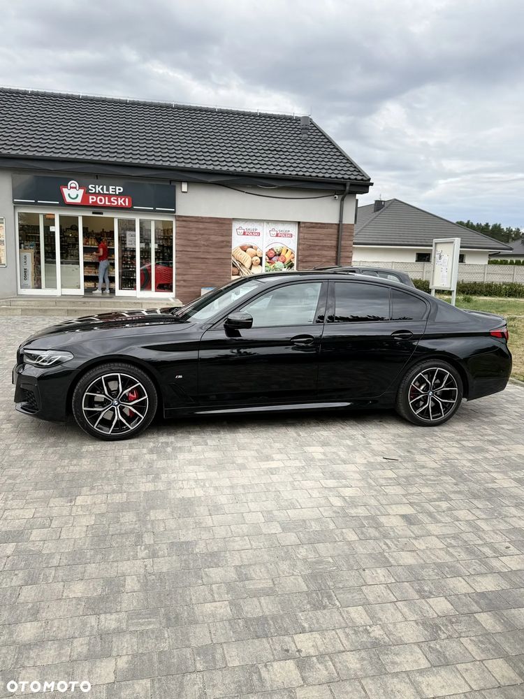 BMW Seria 5 520d xDrive mHEV M Sport sport - 4