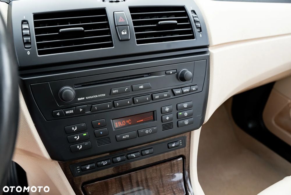 BMW X3 3.0i - 31