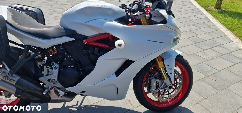Ducati SuperSport - 11