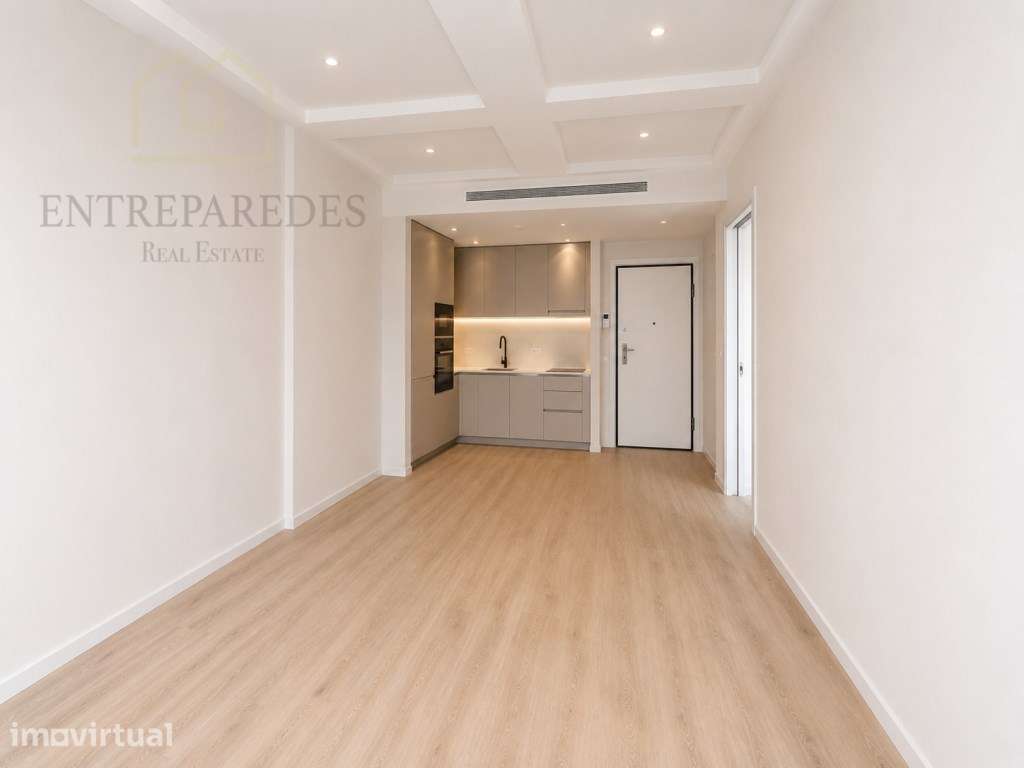 Apartamento T1 com lugar de garagem e terraço de 30,75m2 para compr... - Grande imagem: 3/12