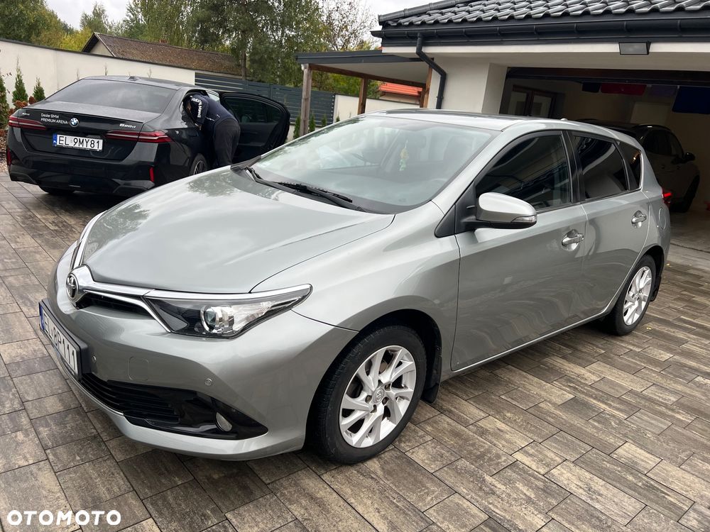 Toyota Auris 1.33 VVT-i Premium - 4