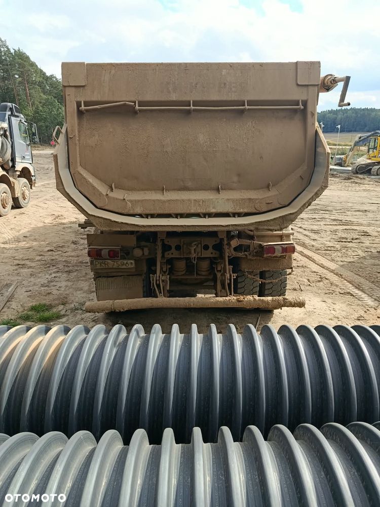 Mercedes-Benz AROCS - 3