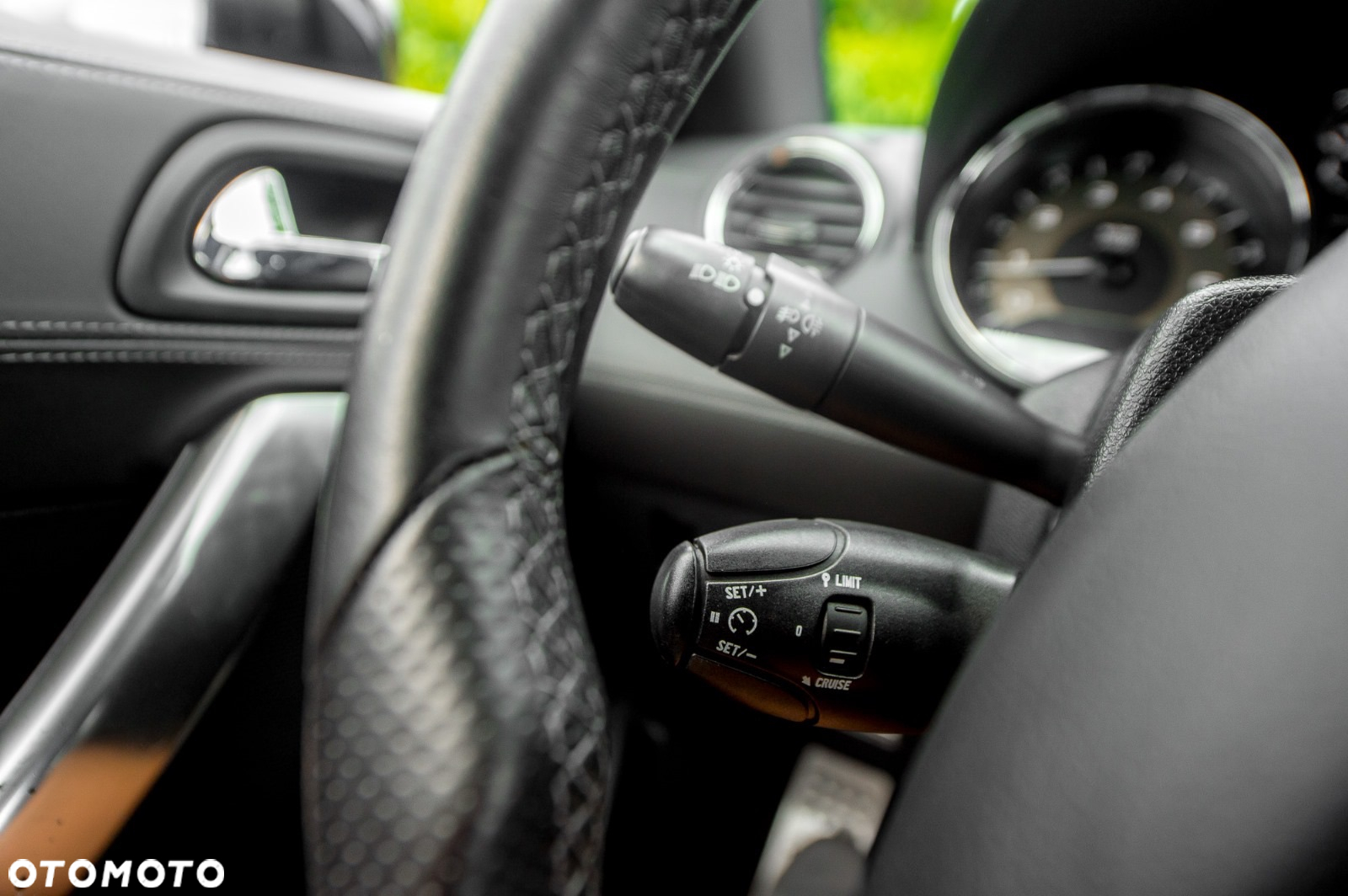 Peugeot RCZ 1.6 200 THP - 27