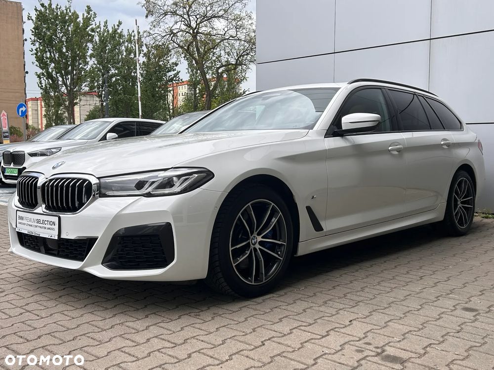 BMW Seria 5 520d xDrive mHEV M Sport sport - 4