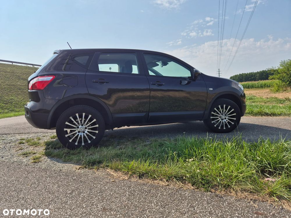 Nissan Qashqai 2013 photo 5