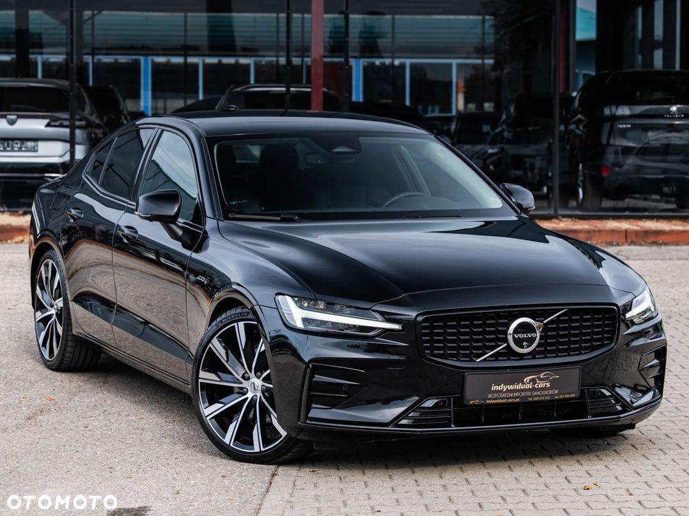 Volvo S60 B4 B DKG Plus Dark - 4