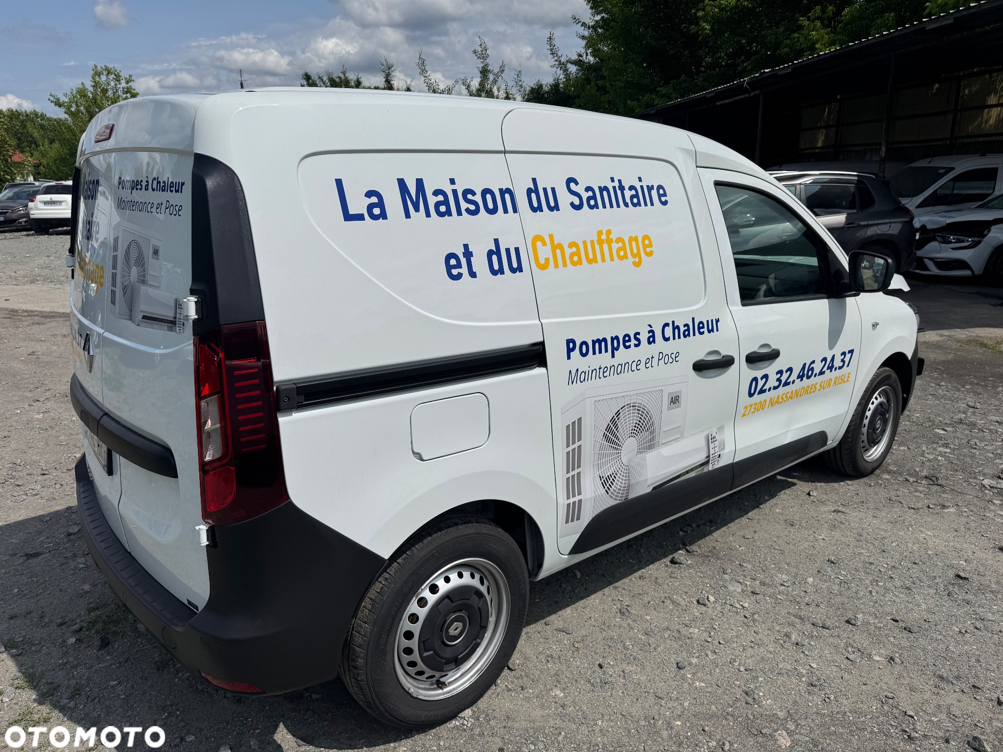 Renault EXPRESS 1.5dci KAMERA; NAWIGACJA, PÓŁ SKÓRY, CZUJNIKI PRZÓD I TYŁ świeżo sprowadzony, OKAZJA!!! - 3