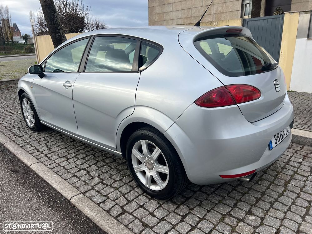 SEAT Leon 1.4 16V Reference - 4