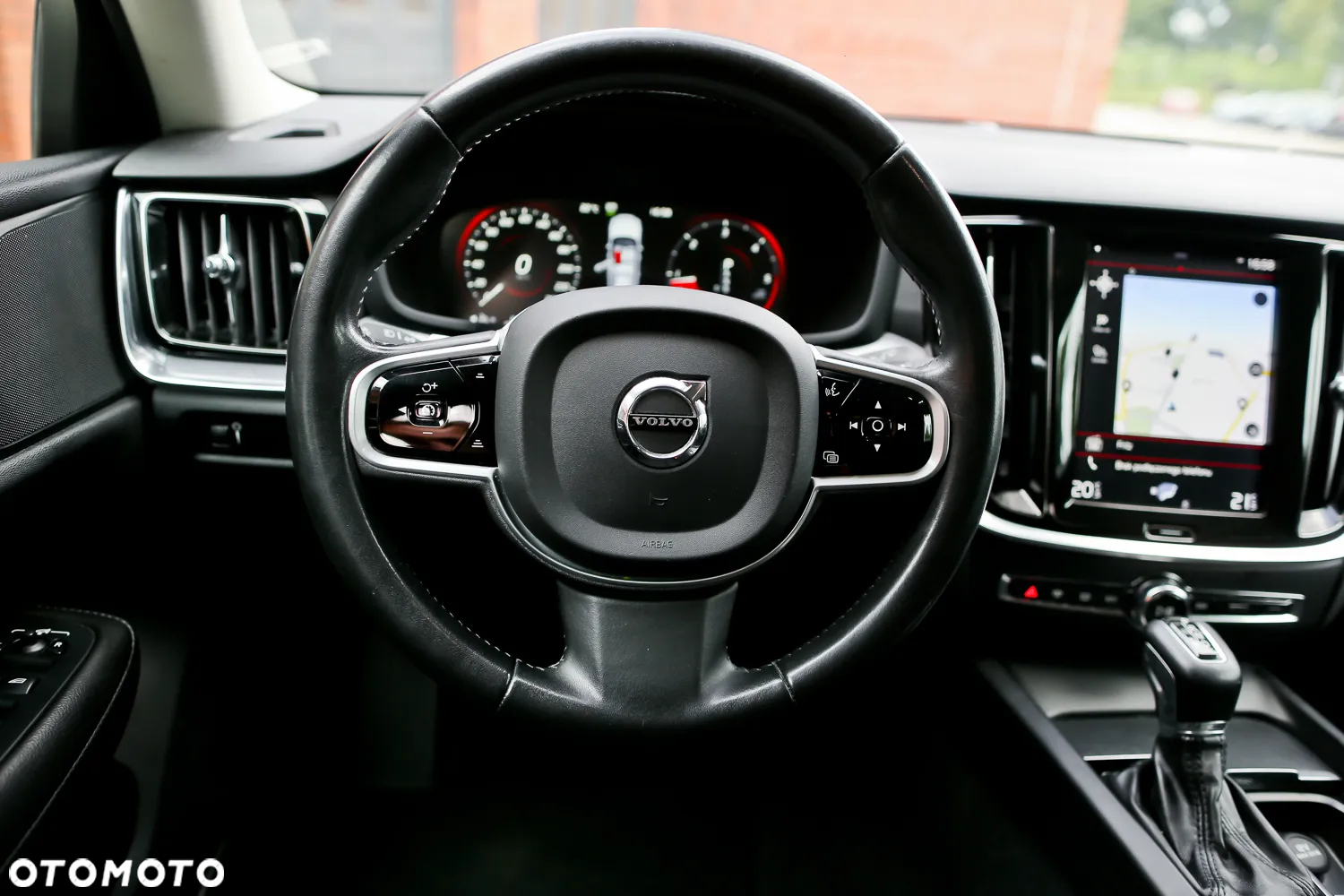 Volvo V60 Cross Country Pro D4 AWD - 21