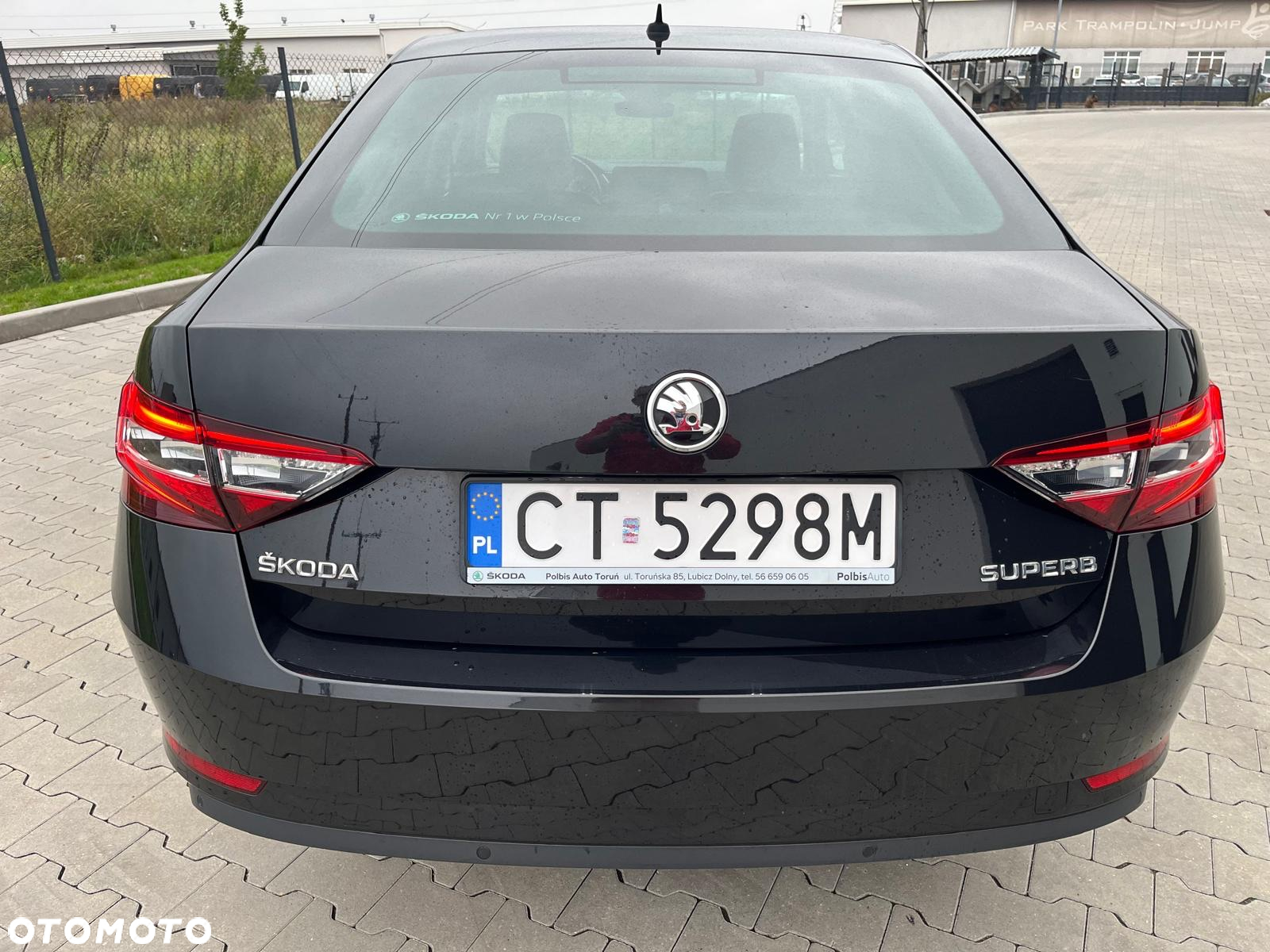 Skoda Superb 1.8 TSI L&K DSG - 6